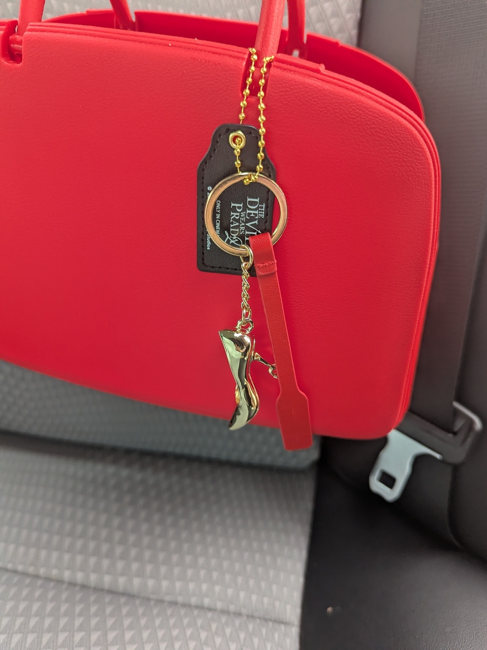 The Devil Wears Prada 2 Popcorn Red Purse Bucket - Picture 2 of 5